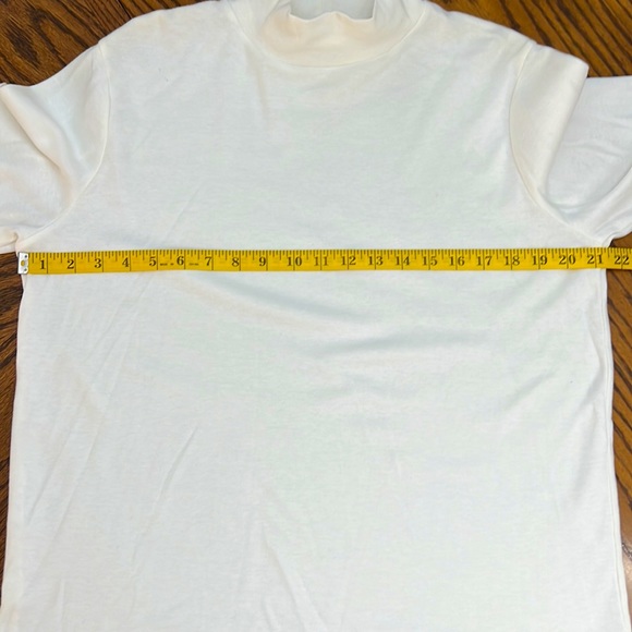 White Long Sleeve Mock Turtleneck Base Layer Sz Large - Picture 6 of 7